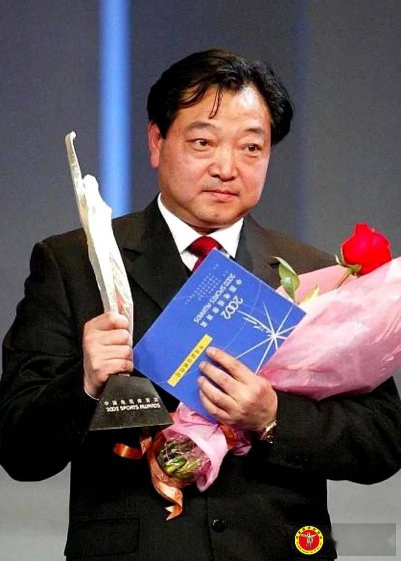 2008奥运会举重冠军裁判_奥运举重冠军女子2008_裁判奥运举重冠军会2008年
